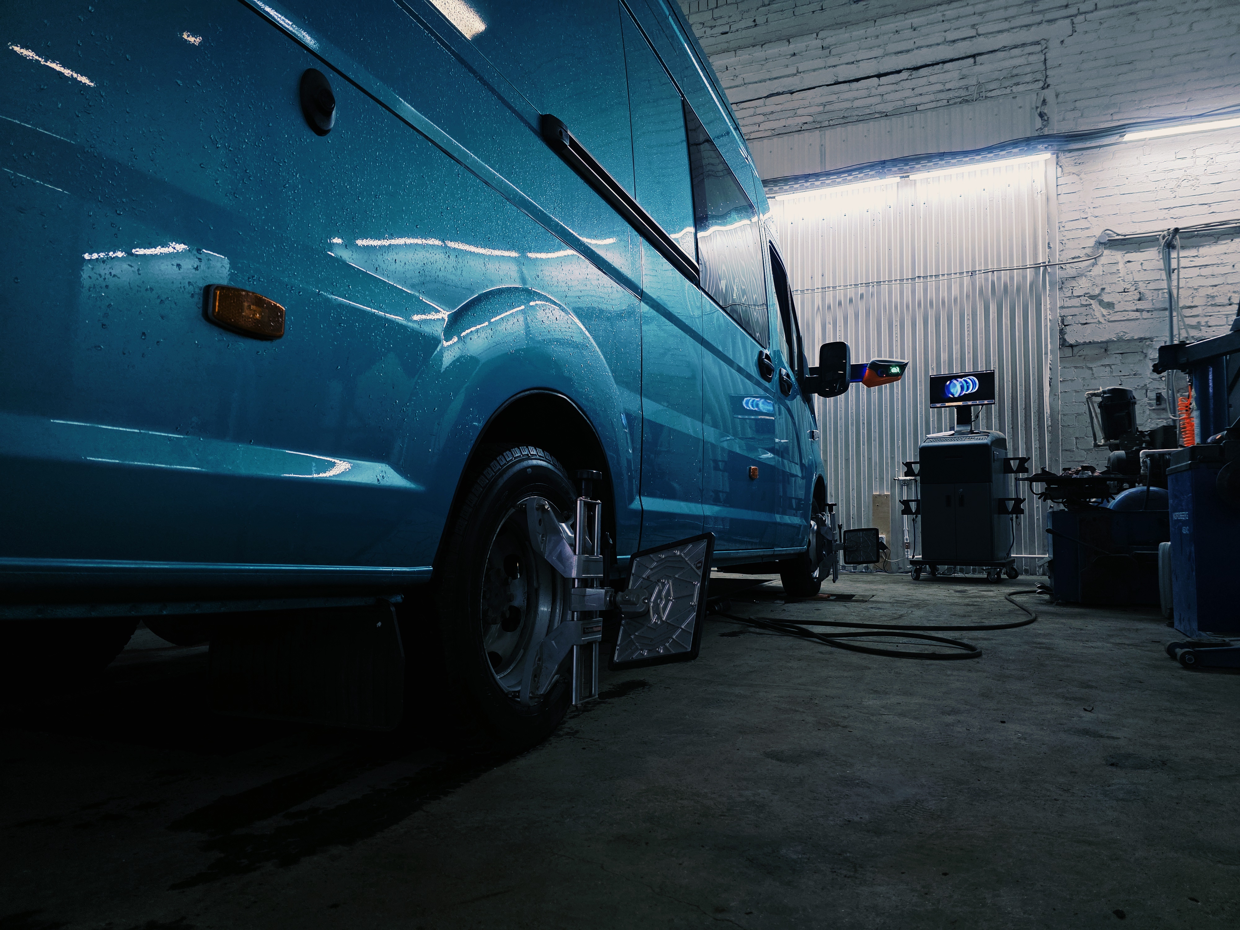 Газель в сервисе